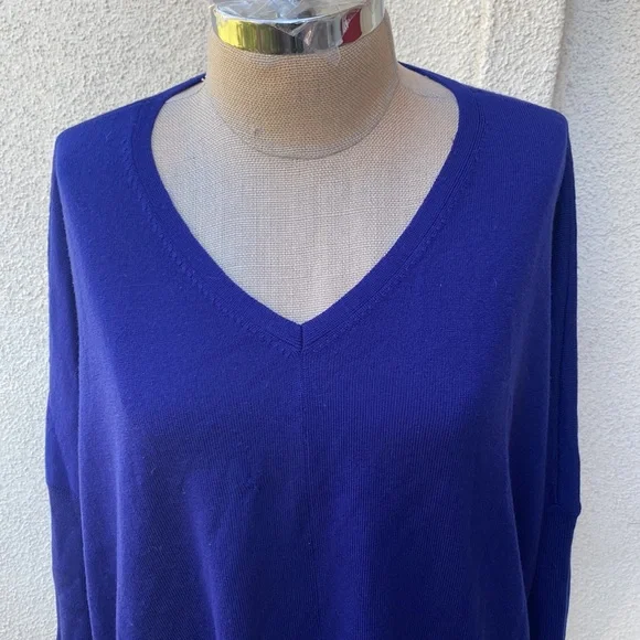 Eileen Fisher from Neiman’s gorgeous blue merino wool blend oversized sweater. - Picture 4 of 12